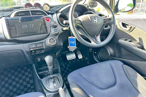 2014 Honda Jazz 1.5L V Terpakai